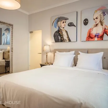 No13 Boutique House Gæstehus Burgas City