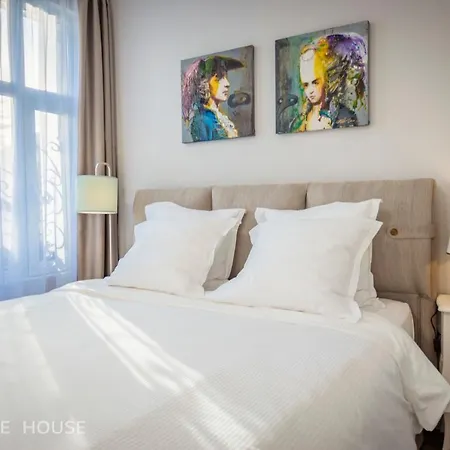 No13 Boutique House Pensjonat Burgas